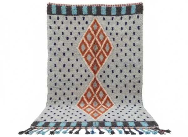Vue complète du tapis Azilal Médaillons Terracotta gris et multicolore